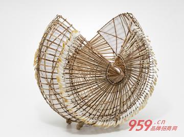 如何成功經(jīng)營一家工藝品加盟代理店 從選址到營銷的全方位指南